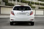Toyota Yaris Hybrid 2012 года